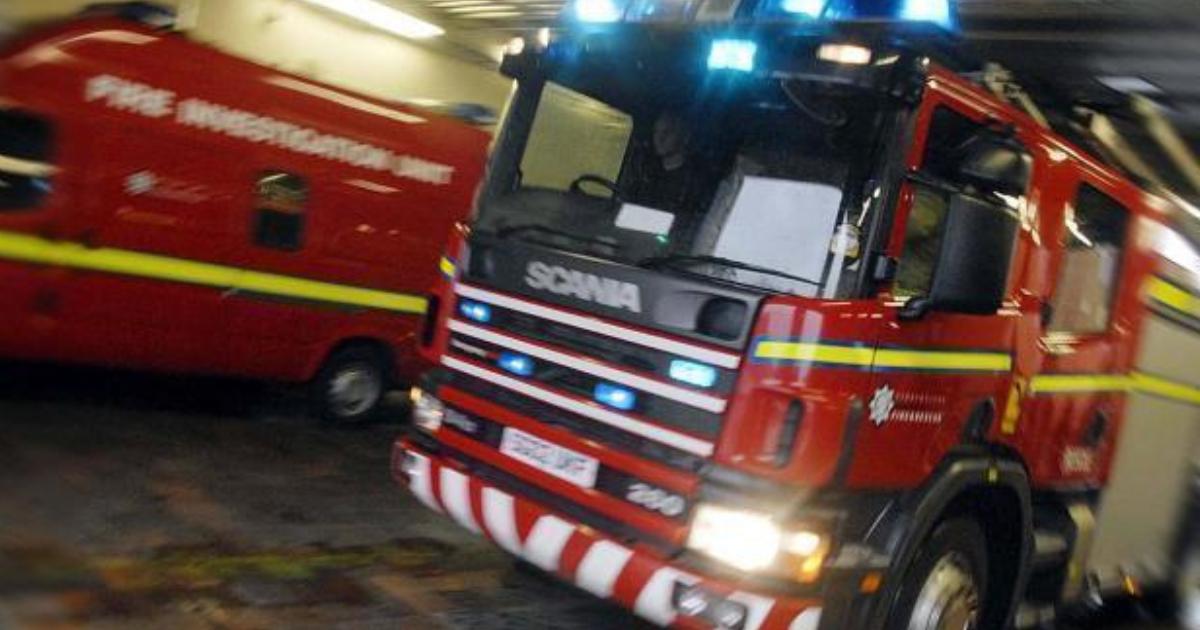 Car bursts into flames on M90 in early morning blaze