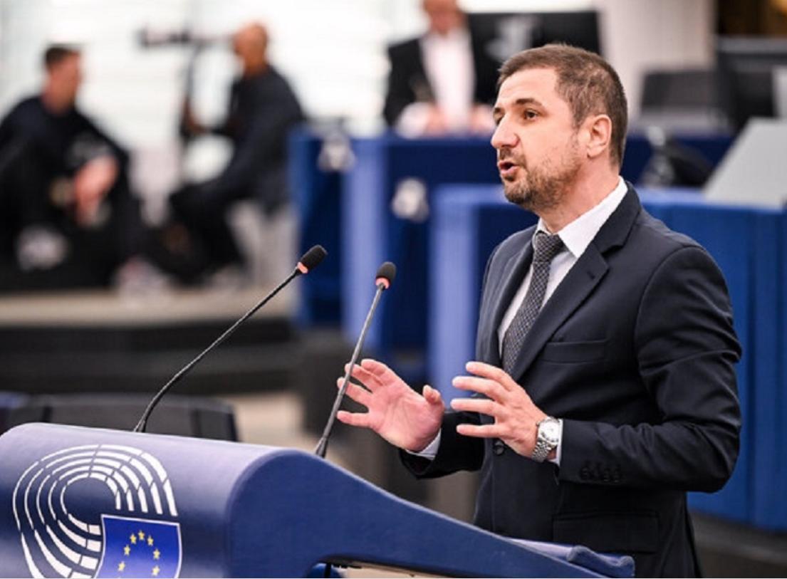 Adrian Axinia: „Intrăm în ring cu Consiliul pe drepturile pasagerilor aerieni. Vor fi negocieri dificile, dar nu vom ceda!”