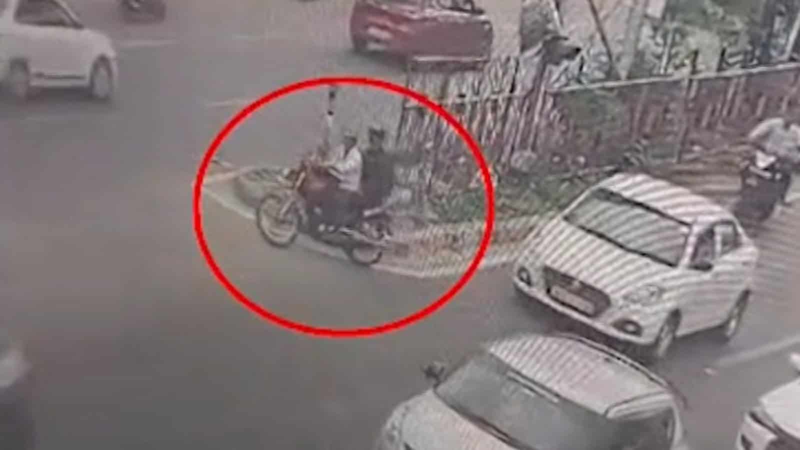 Jalahalli Police arrest two for scattering nails on road