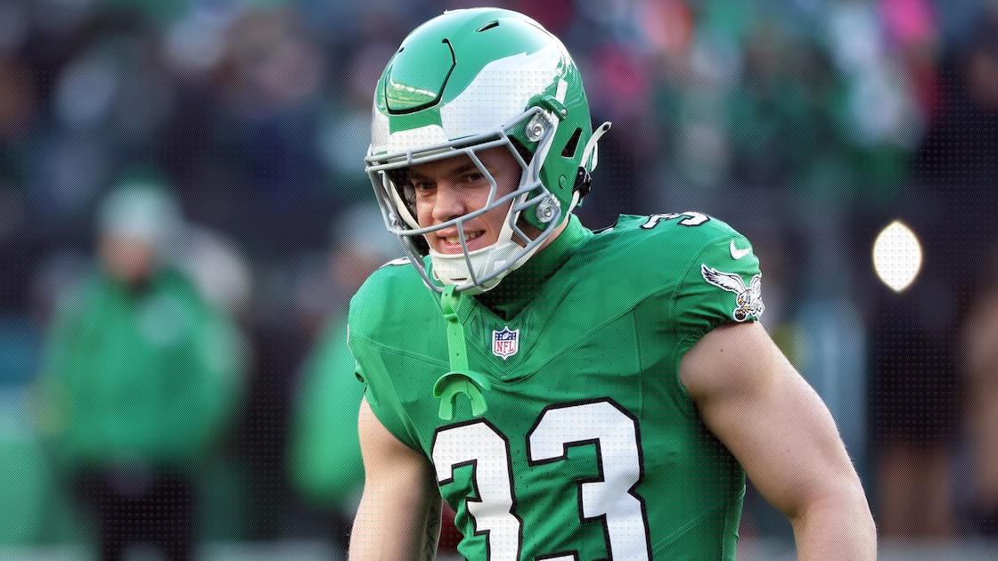 Watch Eagles' Cooper DeJean Walk Out with Morgan Wallen in Trending Video from Latest Concert