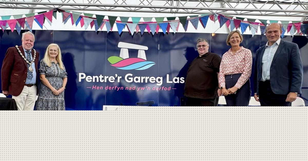 Here's how Pembrokeshire County Council is helping boost Welsh language at work
