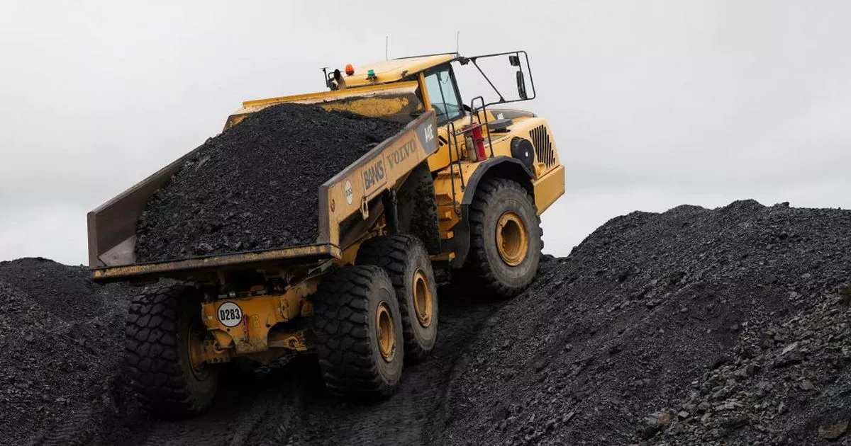 Maps show risks posed by Welsh coal tips as warning to be sent to 800,000 homes