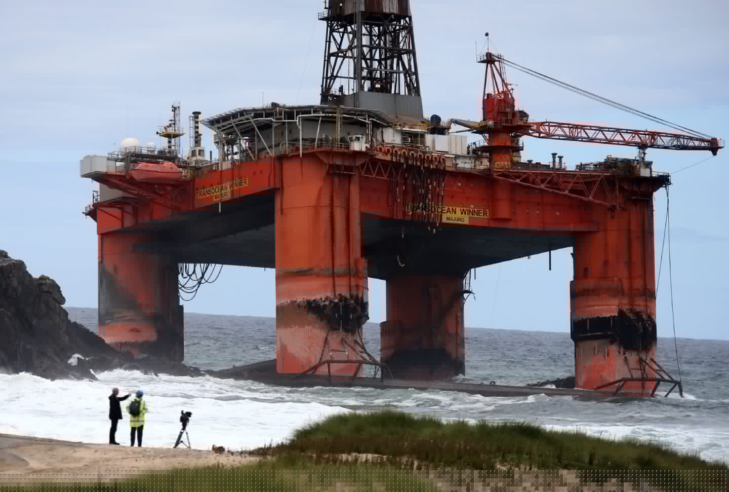 Ten years on: The rig grounding fiasco on an island beach that threatened disaster