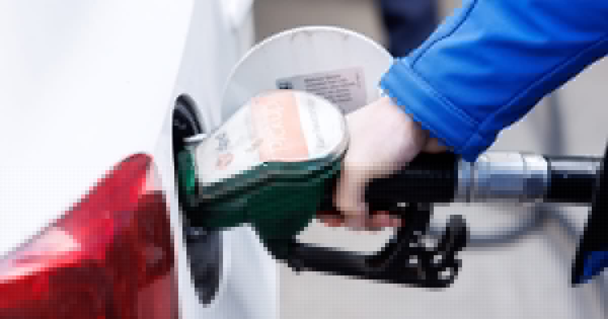 Regelung verlängert - Die Spritpreisbremse steigt im August auf 1,9 Cent