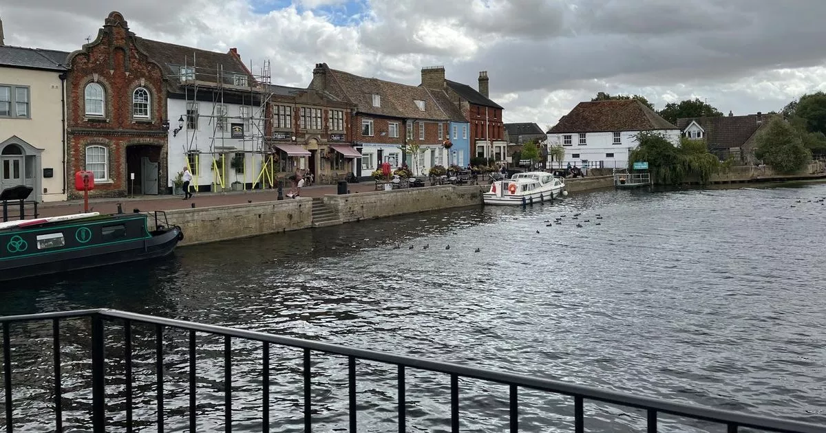 Diesel-like smell reported near Cambridgeshire river after ‘potential pollution incident’