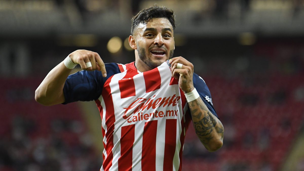 Alexis Vega y el sacrificio que iba a hacer para no salir de Chivas