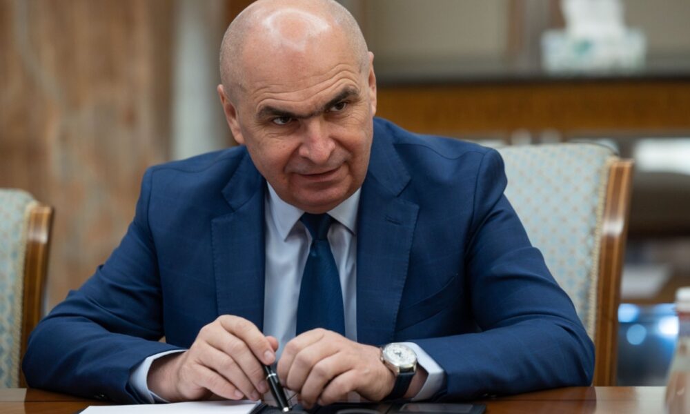 Bolojan nu se lasă intimidat de puciști și candidează din nou pentru funcția de președinte al PNL. Când va avea loc noul congres : „Lupta va dura până în 2027”