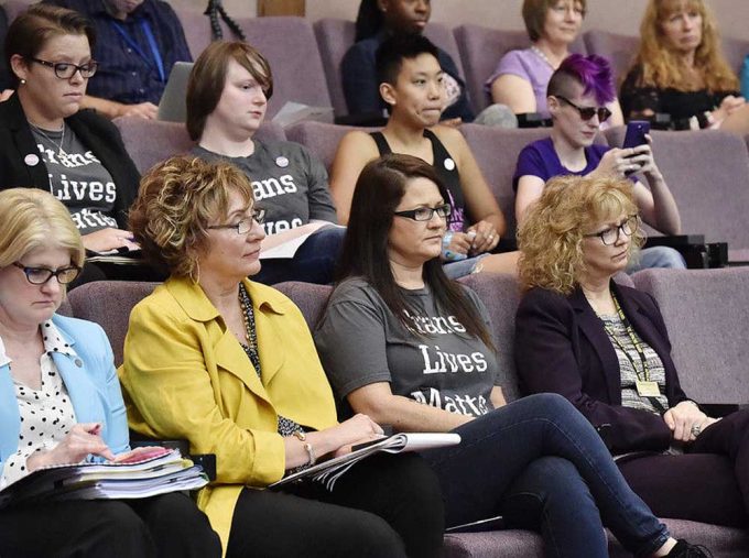 Abbott signs Texas transgender bathroom ban into law
