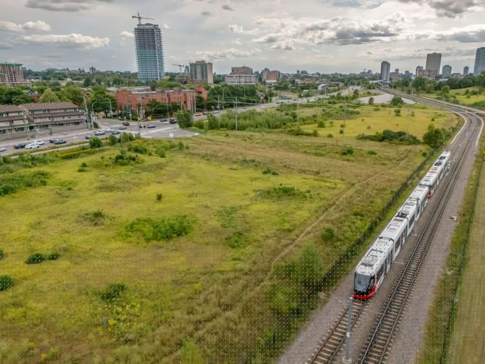 News of the day: Senators say new arena project is making progress; Why did executives pepper public servants with invitations to retire?; Abandoned 14 years ago, Syrian embassy now falling into disrepair