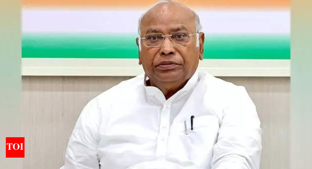‘Communal with totalitarian outlook’: Congress cites Gandhi; attacks RSS