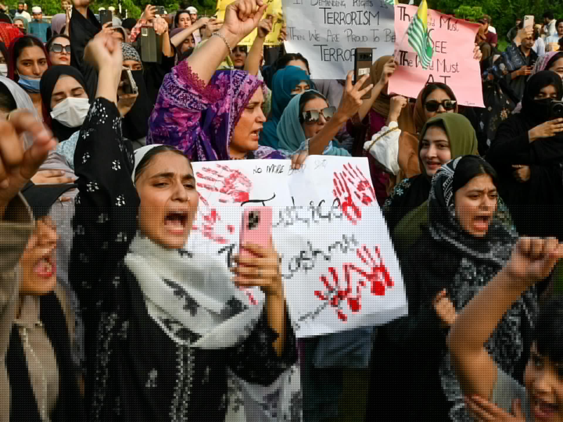 Protest group says 30 dead in Pakistan-administered Kashmir vote unrest
