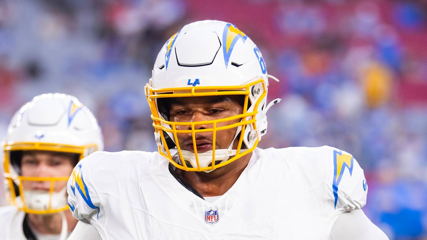 3 Observations on the Jaguars Signing Sam Mustipher, What It Means for Their OL