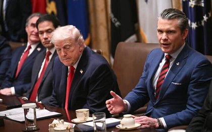Estados Unidos asegura estar listo para ejecutar una eventual decisión de Trump contra Irán