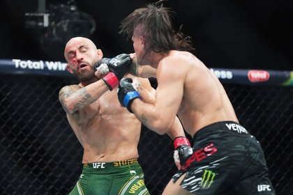 Kalshi updates UFC 325 prices; here’s how they compare to Draftkings and FanDuel odds for Volkanovski vs. Lopes 2