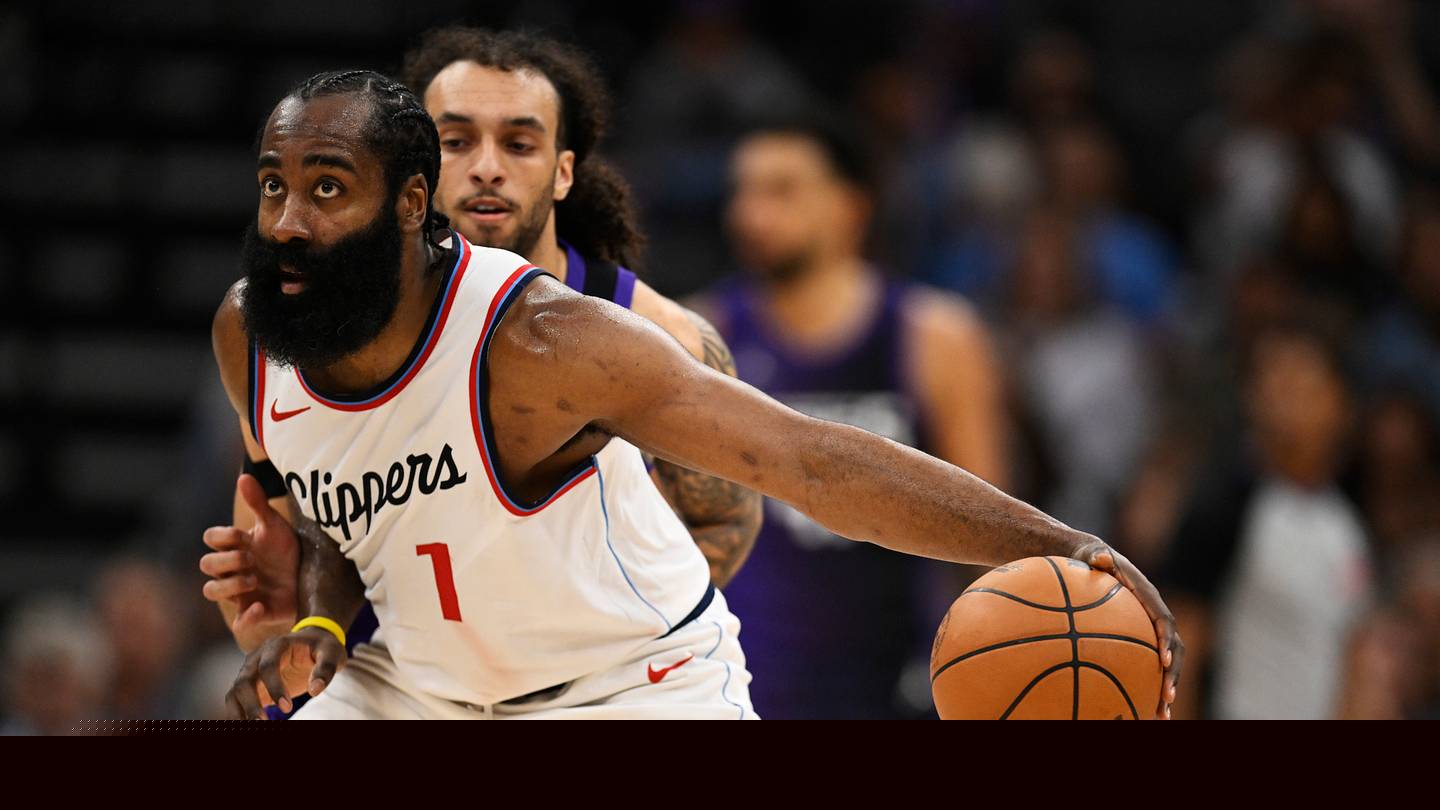 Suns' ideal trade target to pair with Devin Booker is dangling on the trade market