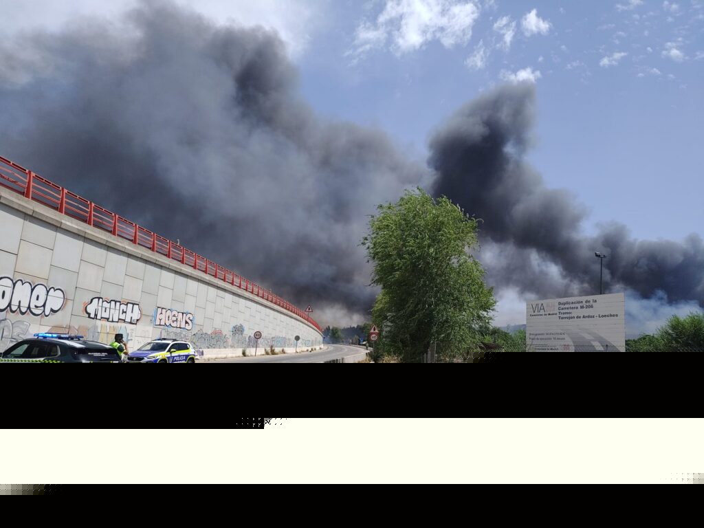 Tallada la línia d’alta velocitat entre Barcelona i Madrid per un incendi