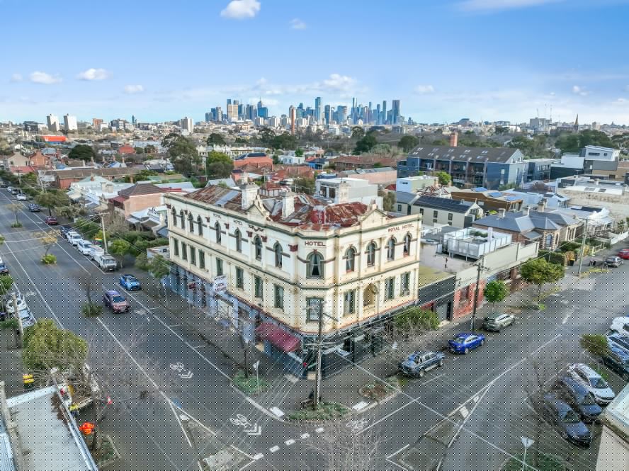 Historic hotel in Melbourne’s inner north hits the market for first time in 40 years
