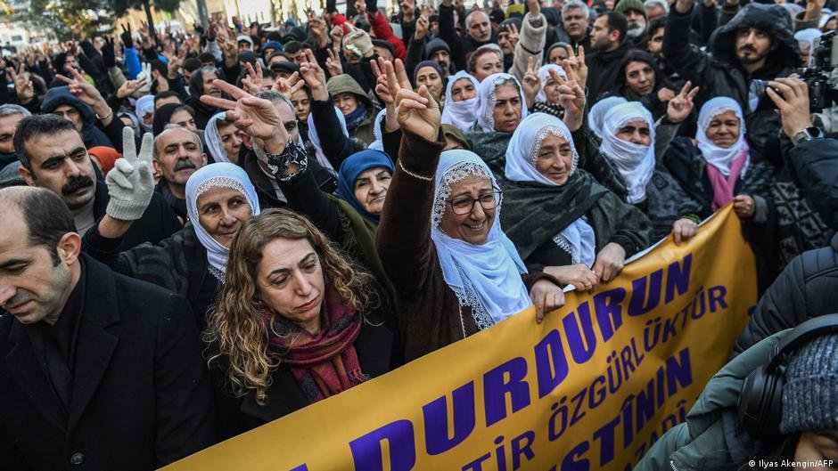 German Left Party says 16 activists, journalists detained in Turkey, calls for their release