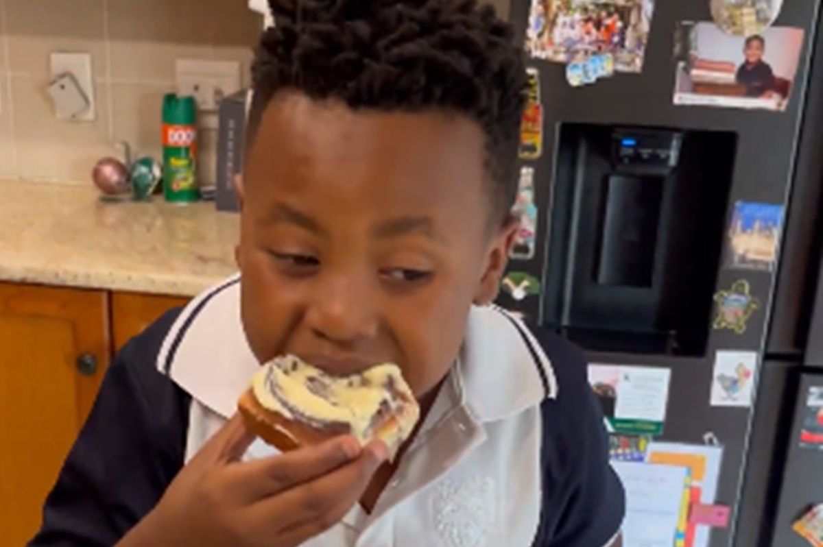 WATCH | Anele Mgudlwa’s son Alakhe wowed by her baking skills