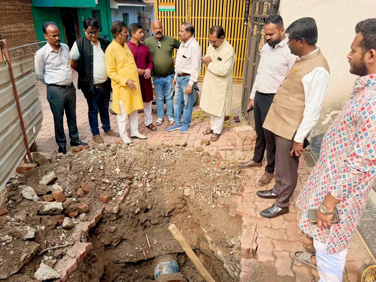 Timely intervention halts water wastage in Namda Basti, repair work begins