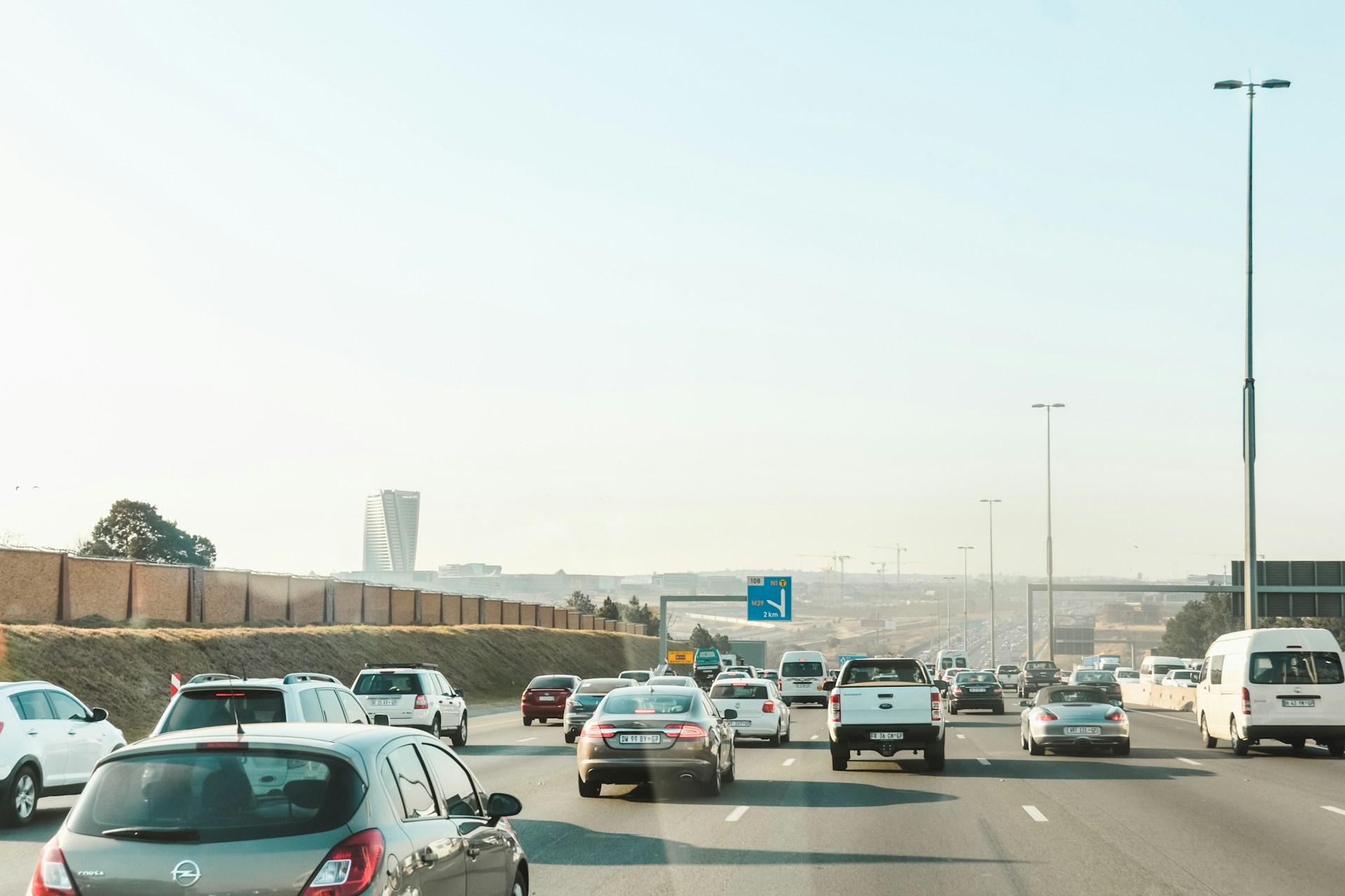 Commentaires sur Et si nos voitures neuves n’avaient bientôt plus le droit de dépasser 118 km/h ? par SGL