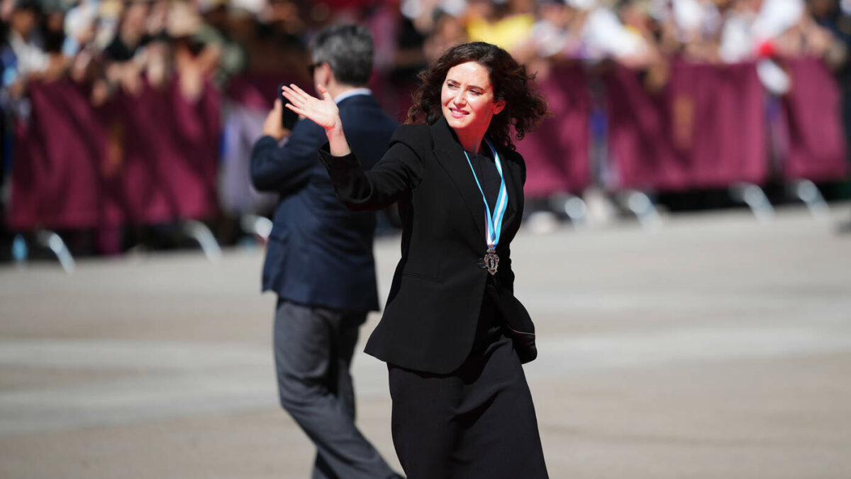 Madrid, il “caso dell’attico” travolge il governo di Isabel Ayuso e il Partito Popolare: spesi 6,3 milioni di euro per un “ufficio temporaneo”