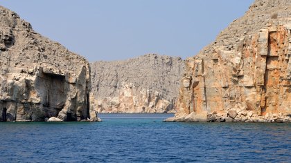 Iran Issues Maritime Warning for Live-Fire Naval Exercise in Strait of Hormuz on February 1-2