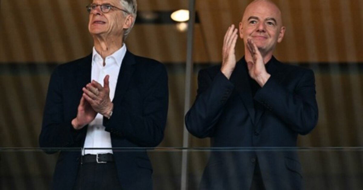 Arsène Wenger se désolidarise de Gianni Infantino : "Retirer le projet était absolument nécessaire"
