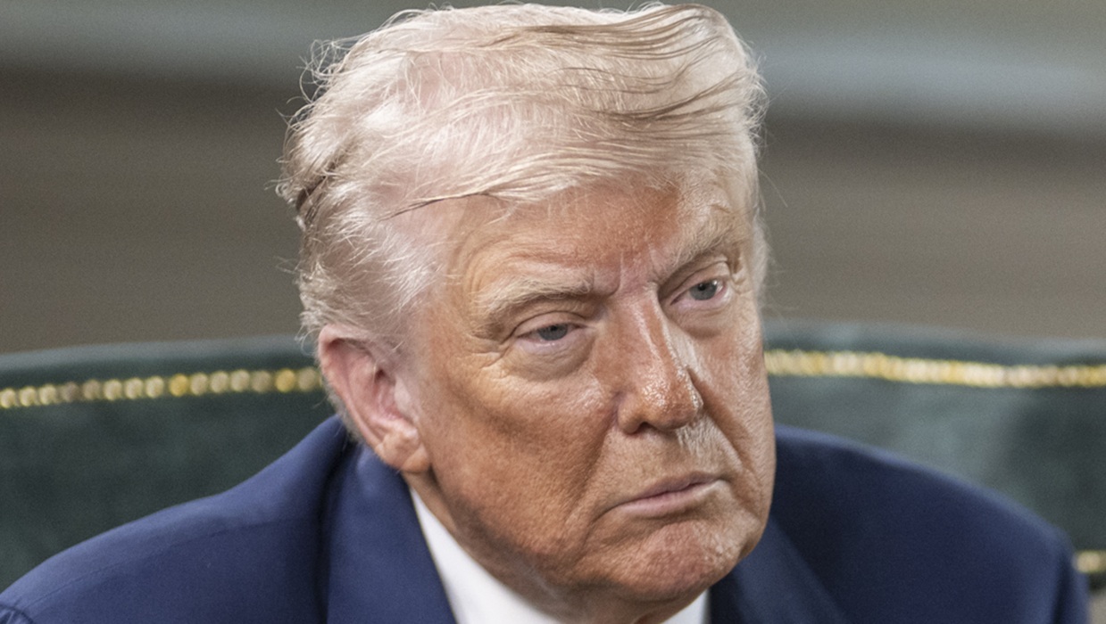 Chicago Mayor Slams Trump for Abandoning “America First” Principles, Putting Foreign Aid First