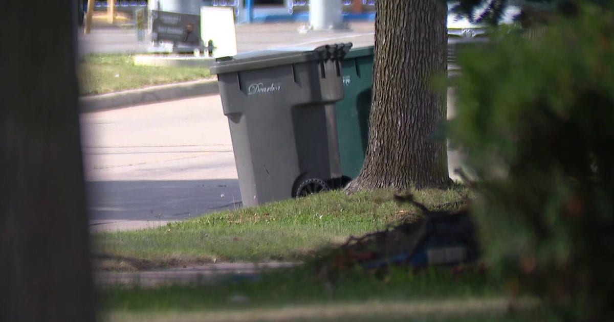 Dearborn Heights mayor leads door-to-door blight enforcement