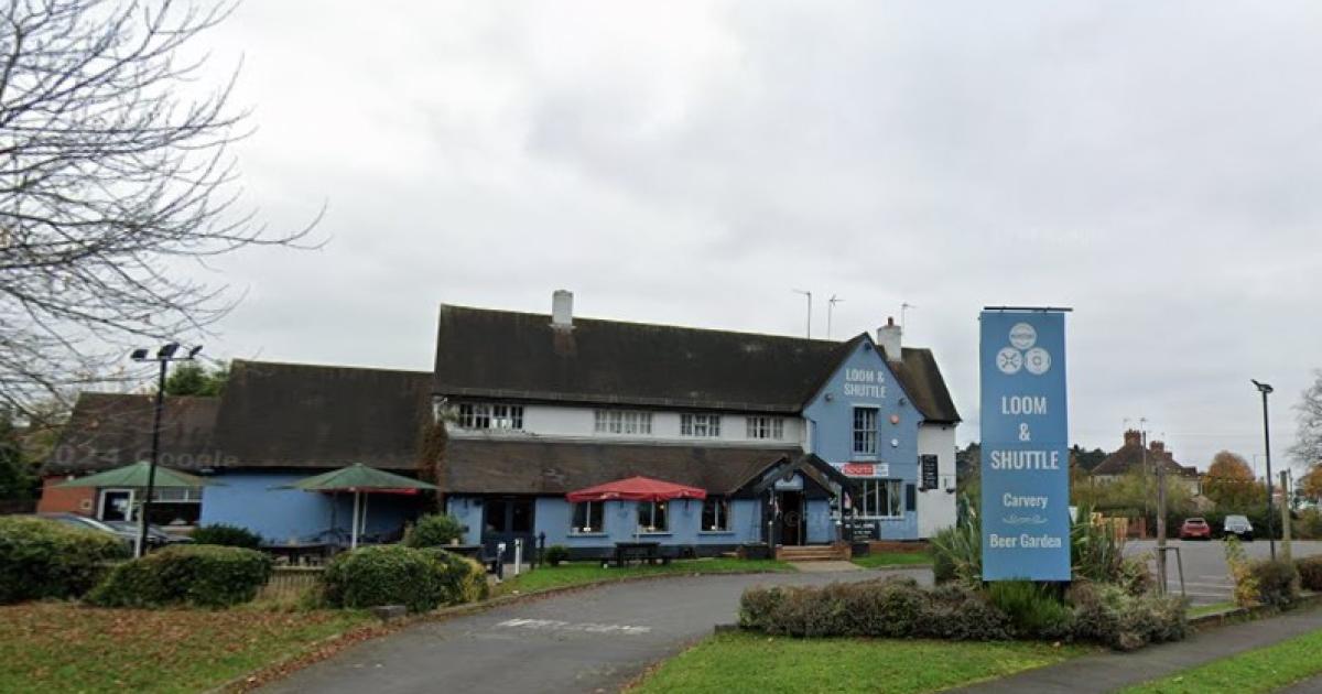 Police appeal after money stolen from slot machine at pub