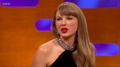 Taylor Swift discusses Travis Kelce wedding on Graham Norton Show