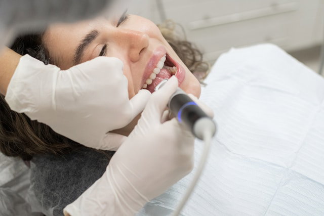 New Dental Gel Could Help Teeth Repair Themselves Without Fluoride