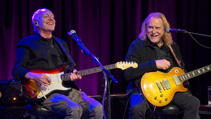 “When they told me it was the biggest record ever, I got scared.” Peter Frampton tells Warren Haynes about the “very difficult period” brought about by the monster success of ‘Frampton Comes Alive!’