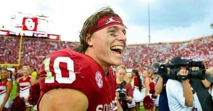 John Mateer leads, Fernando Mendoza vaults into Heisman picture