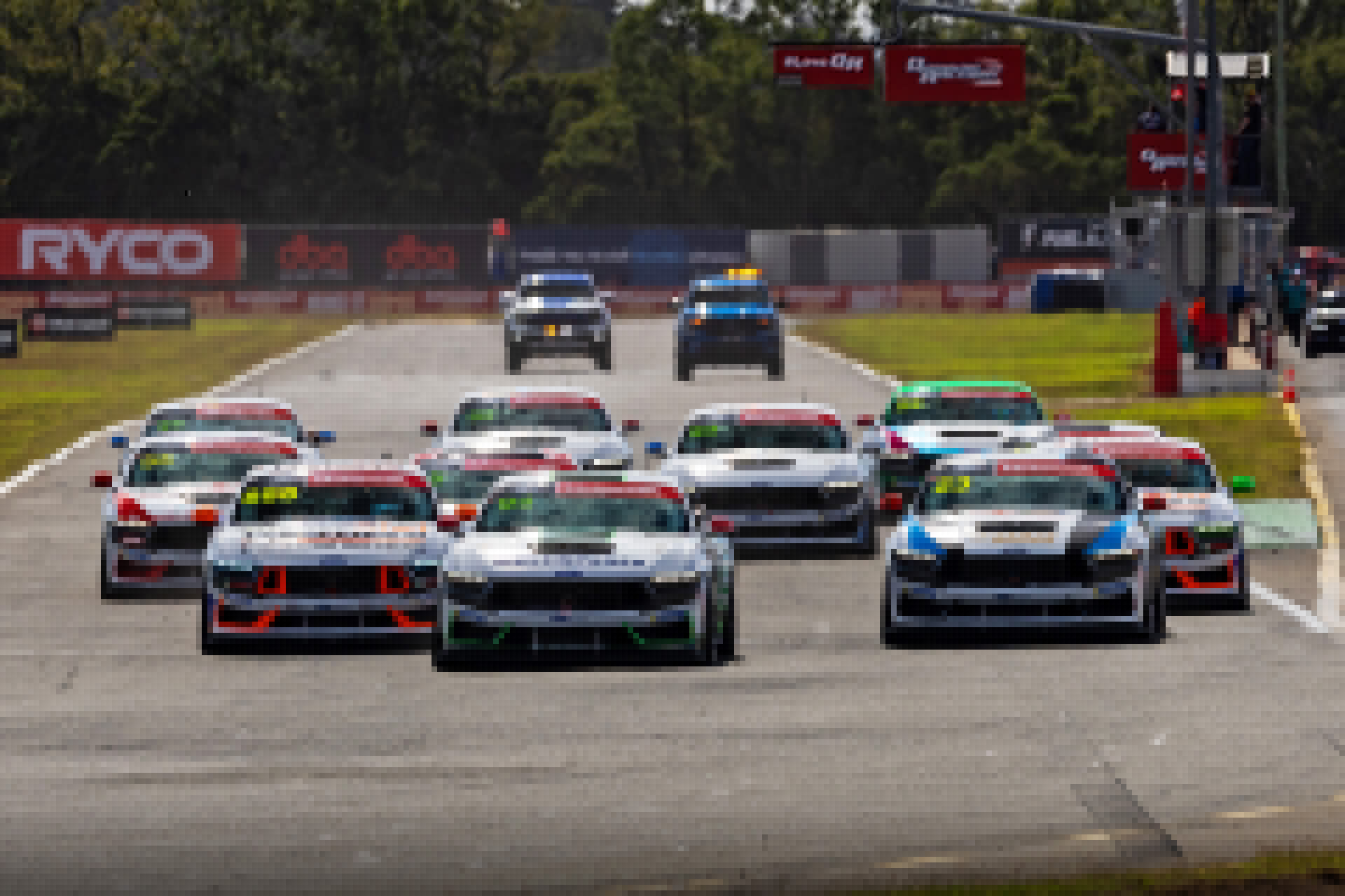 Australian racing all-rounders to join Mustang Cup