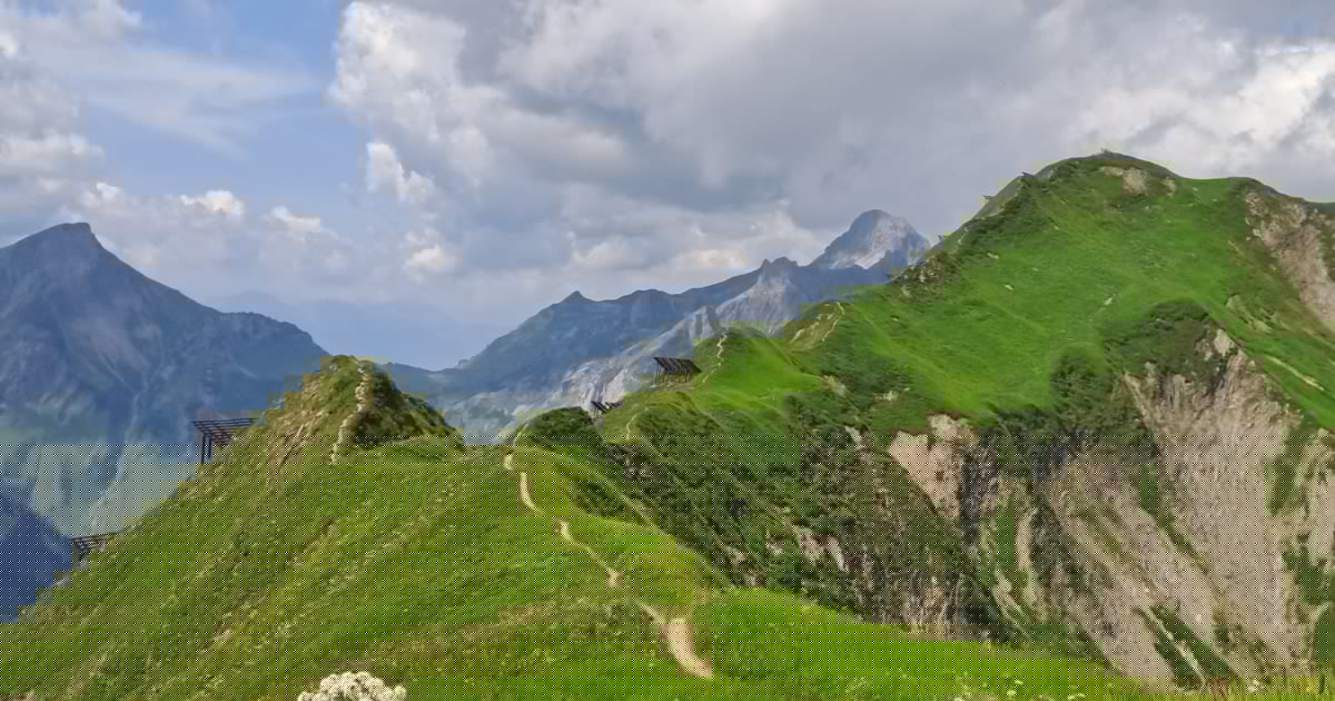 Schönste Wanderrouten - Gratwanderung über Hochkrumbach