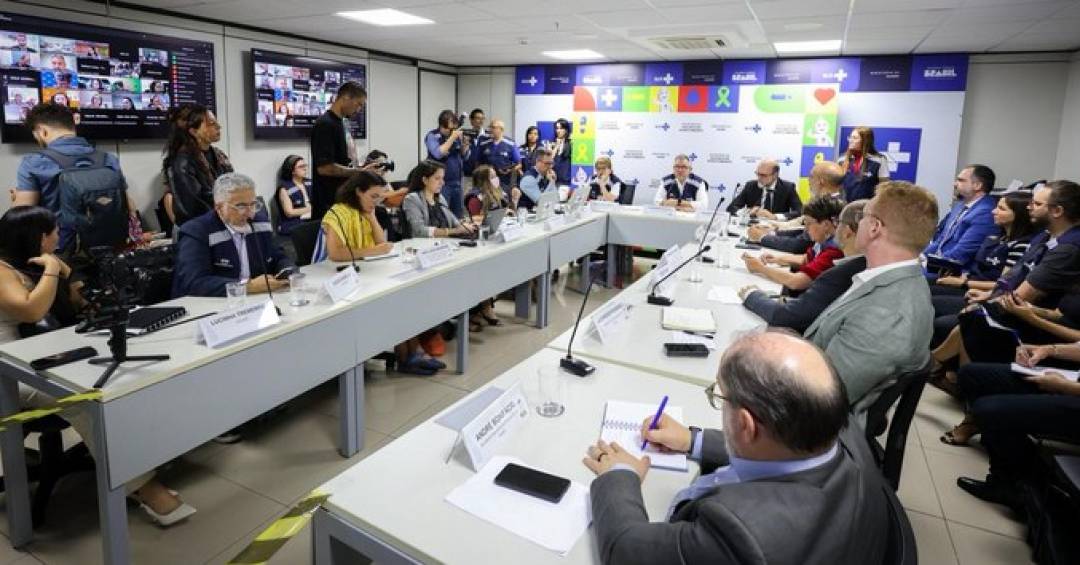 Brasil investiga 102 casos e 11 mortes por intoxicação por metanol em bebidas