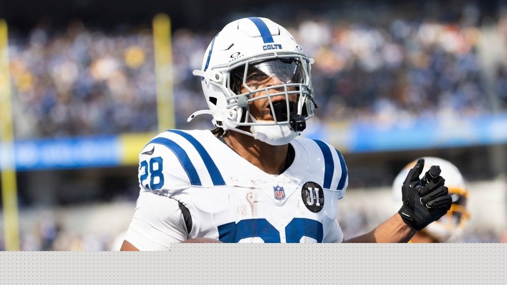 Indianapolis Colts sign star RB Jonathan Taylor to 2-year, $44M extension