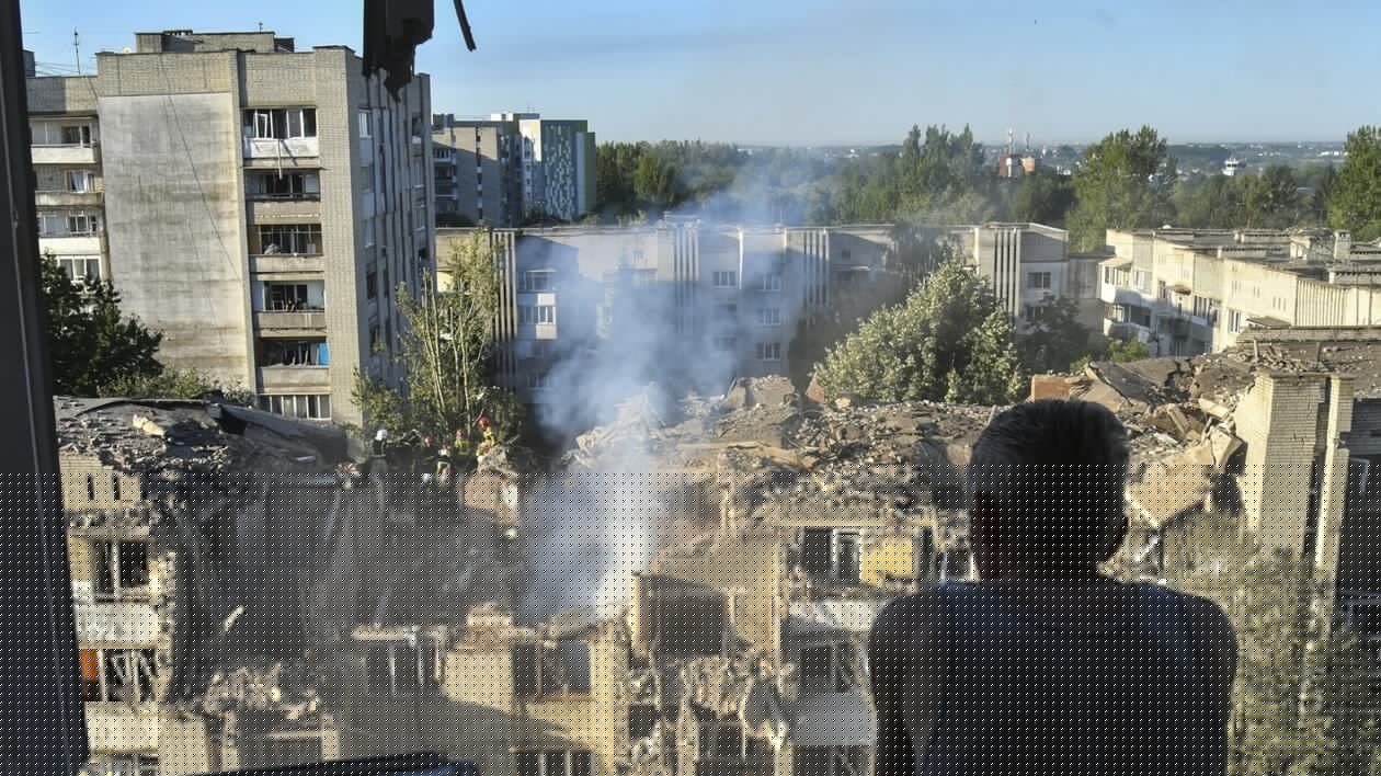 CARTE. Guerre en Ukraine : des frappes russes font plusieurs morts, un cratère en Pologne… Le point du jour