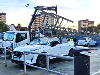 La borrasca Kristin causa ferides a una dona i nombrosos danys pel fort vent al País Valencià