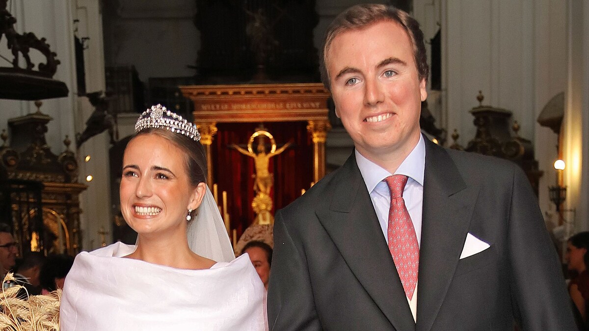 Teresa Alarcón de la Lastra y Lorenzo Salinas: la gran boda aristocrática en Sevilla que reunió a las invitadas más elegantes