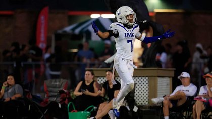 Nation’s No. 1 recruit finds new way to excite Georgia