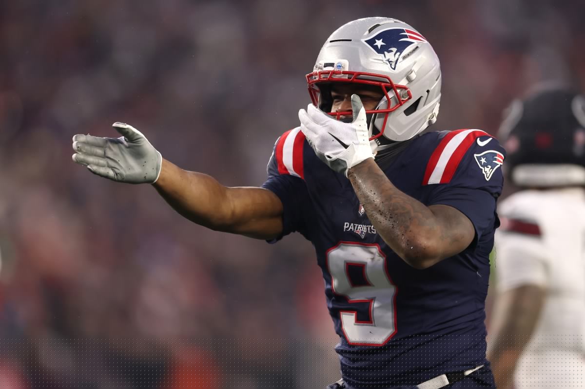 Patriots Receiver 'Would Welcome' Trade for Contract Reasons