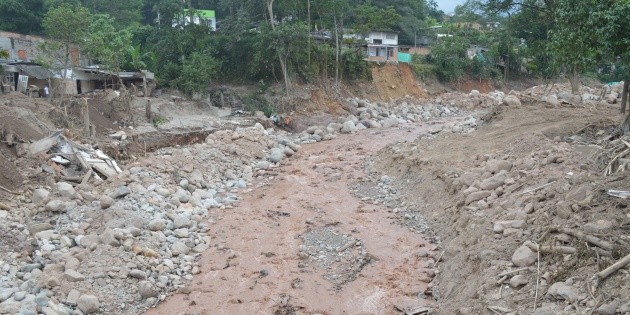 Deslizamiento de tierra deja casi 400 personas varadas en una localidad de Japón