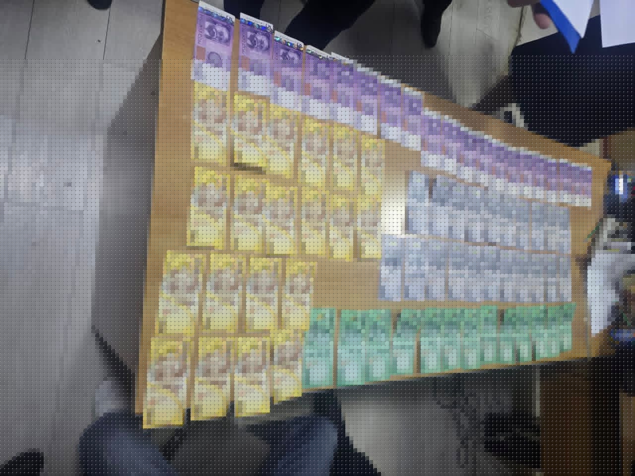 В&nbsp;Бишкеке иностранец задержан за&nbsp;дачу взятки милиционеру в&nbsp;100 тысяч сомов