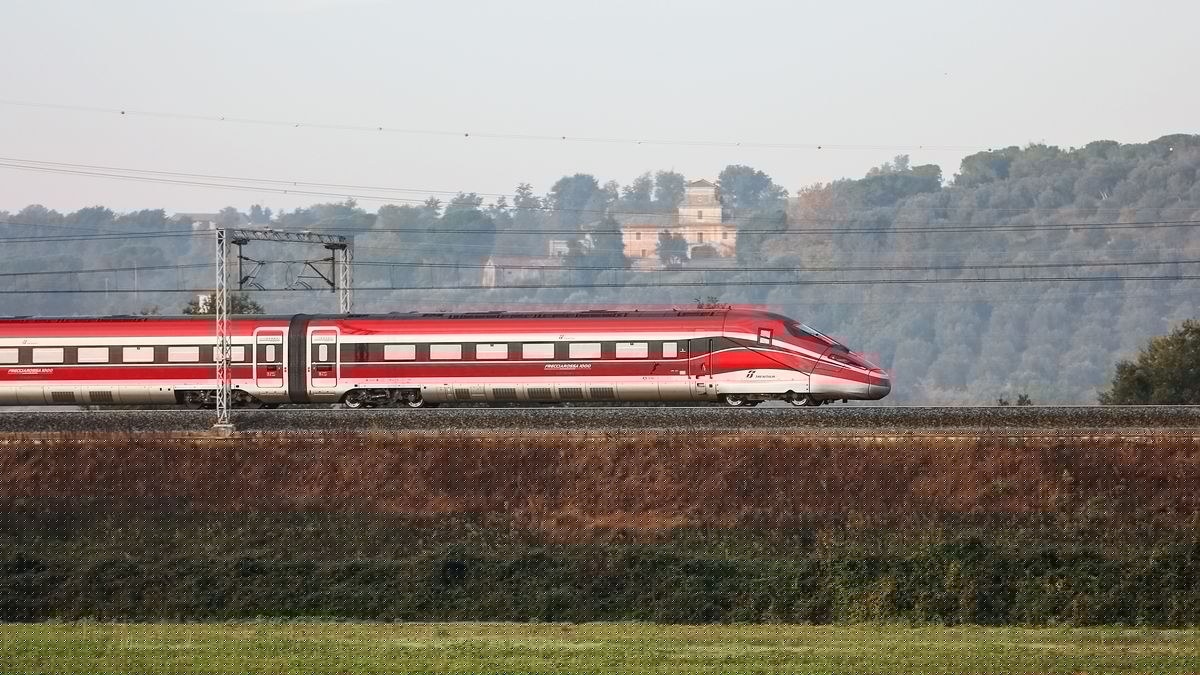 Treni Roma-Firenze, scatta l’ultimo stop estivo: lavori dal 10 al 28 agosto, cosa cambia per i viaggiatori