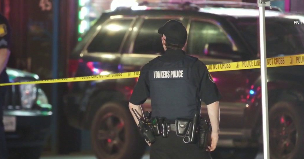 1 dead, 4 wounded in Yonkers shooting; 15-year-old in custody, police say