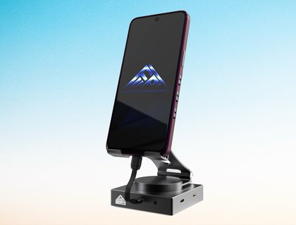 FuriLabs Convergence Hub turns smartphones into PC replacement with 8 ports