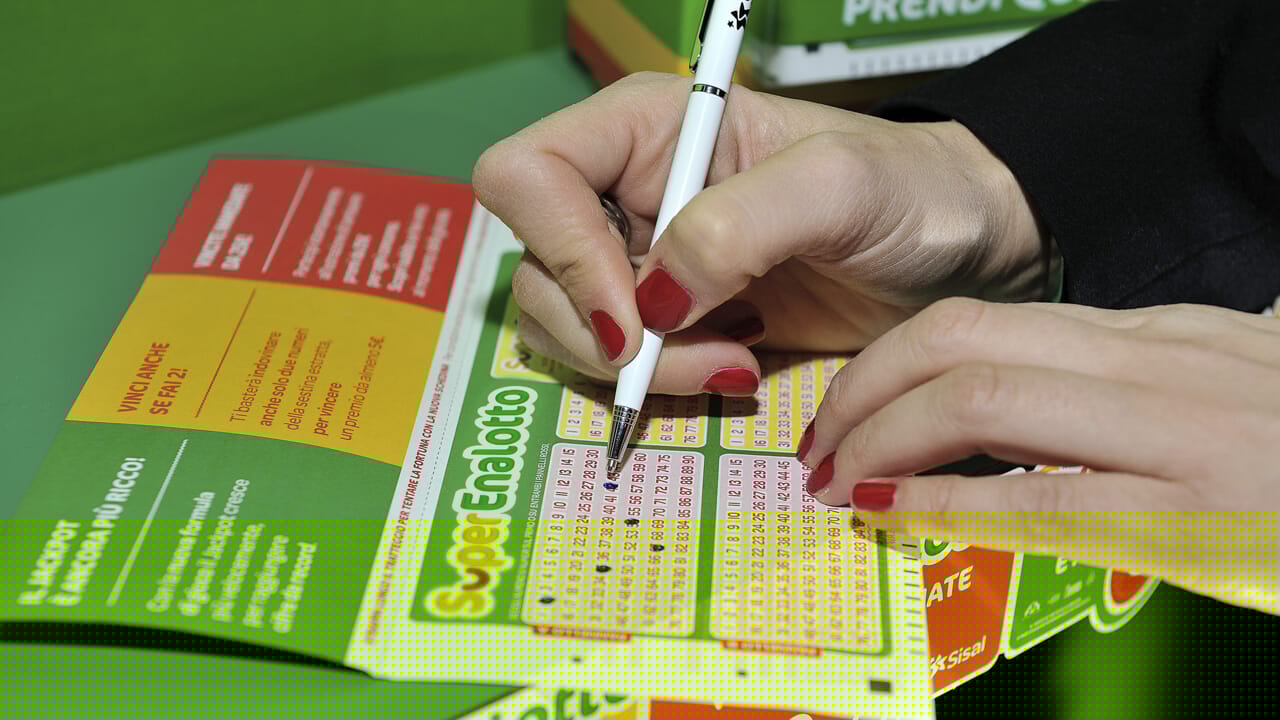 SuperEnalotto, vinti oltre 16mila euro a Milano: dove è stato giocato il tagliando